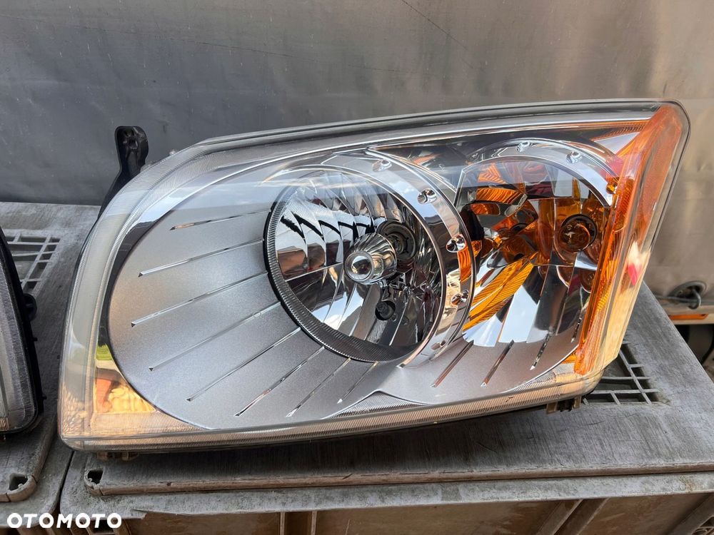 Lampa przednia DODGE CALIBER KOMPLET EUROPA ORYGINALNE - 3