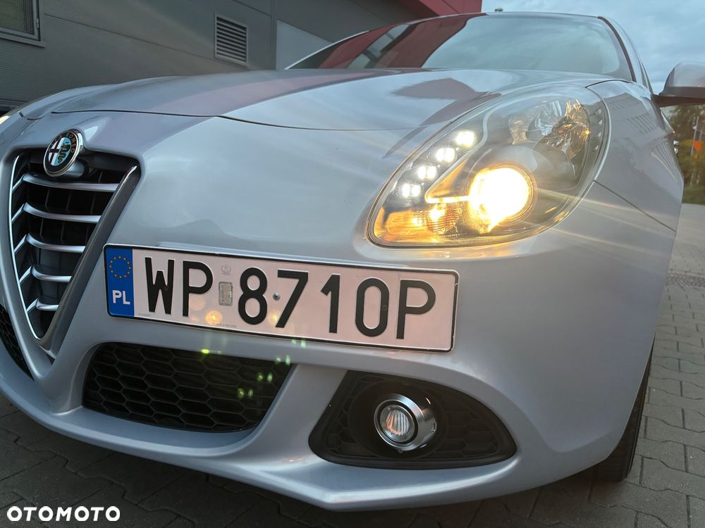 Alfa Romeo Giulietta 1.4 TB Distinctive - 16