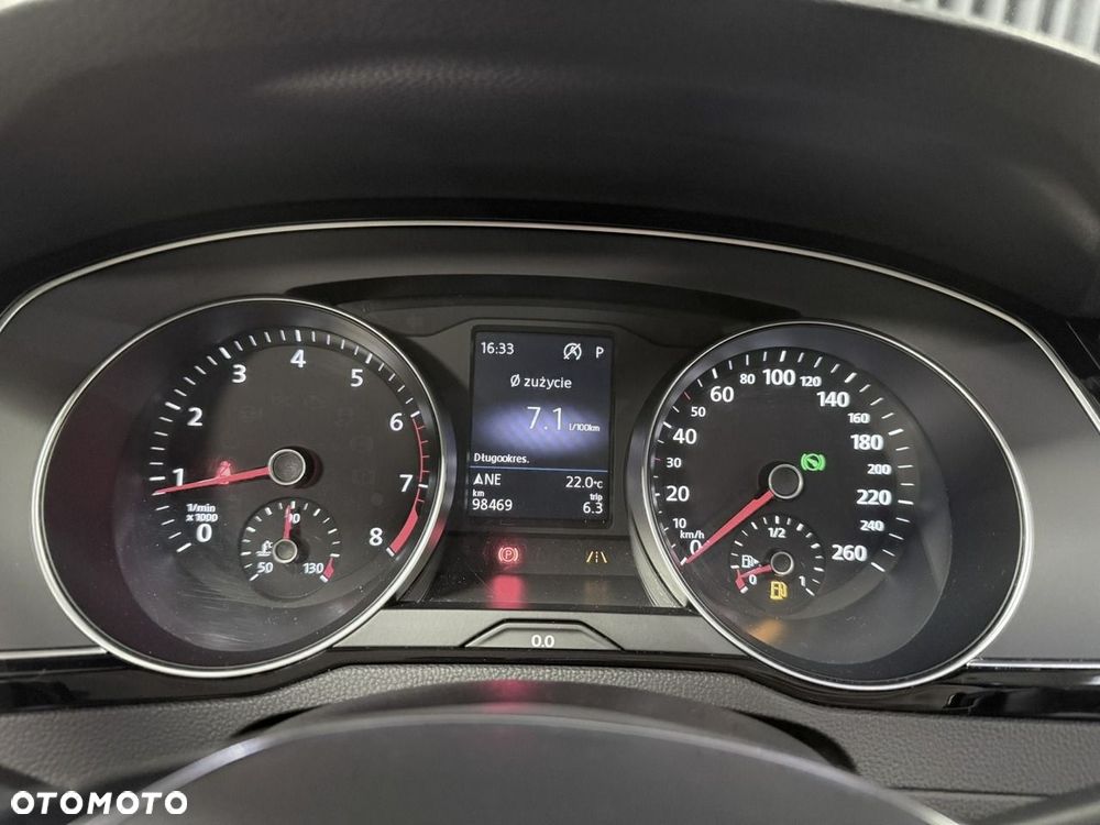 Volkswagen Passat 1.8 TSI BMT Highline DSG - 38