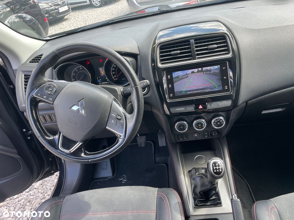 Mitsubishi ASX 1.6 Black Edition - 7