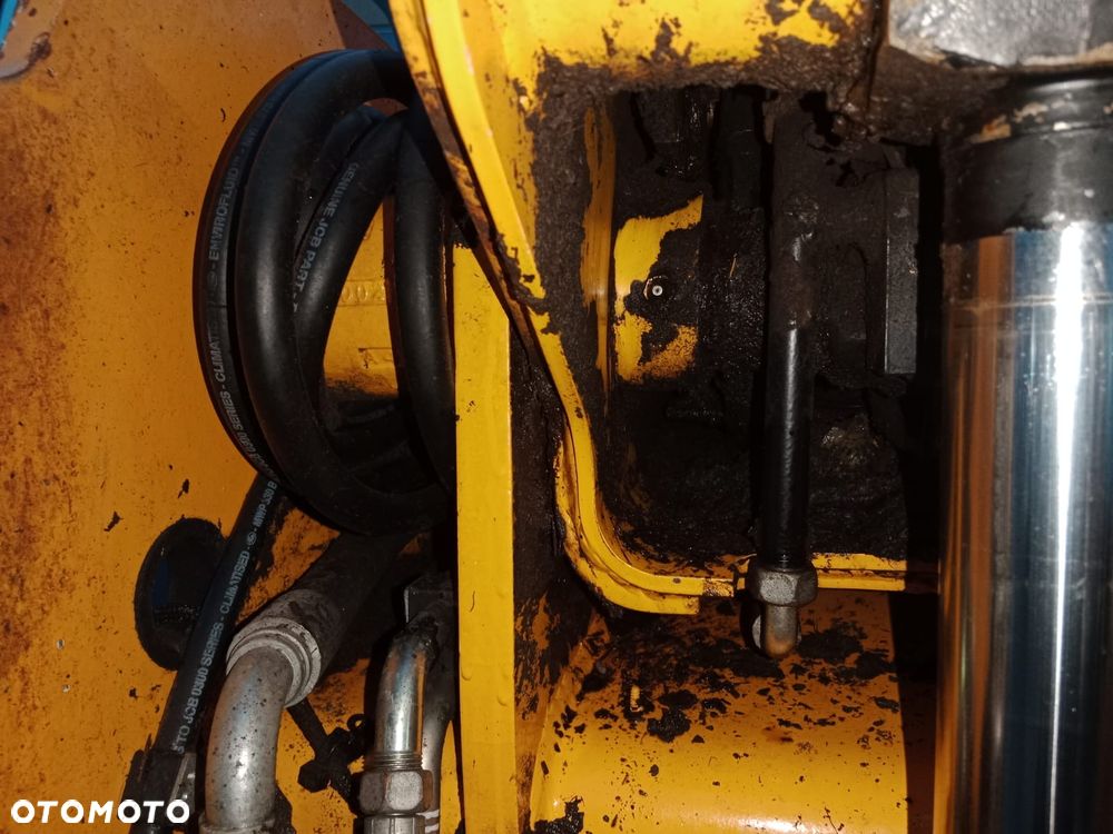JCB 541 - 8