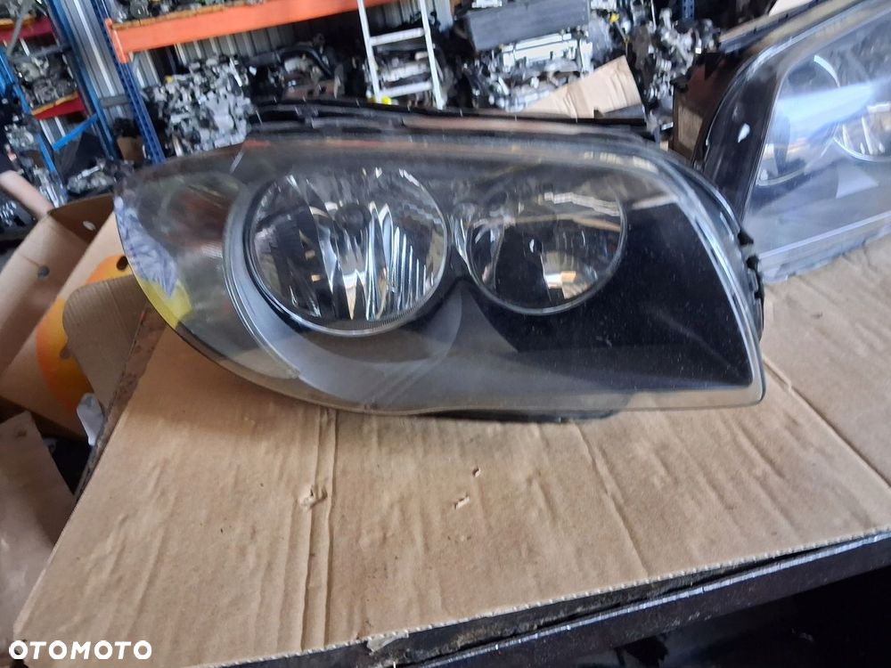 Lampa lewy przód przednia BMW E87 E88 09-11 lift 6312724965001 - 2