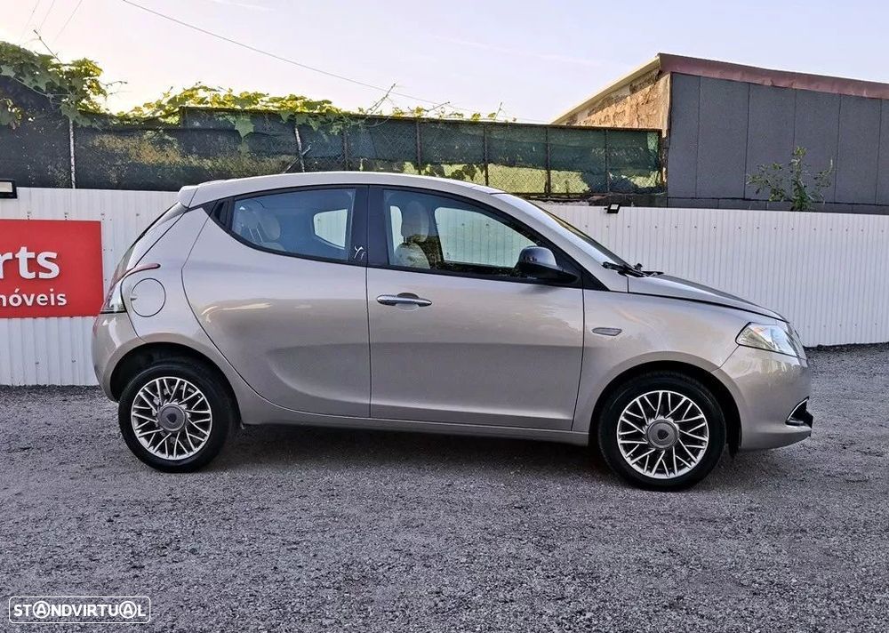 Lancia Ypsilon 1.2 S&S Fashion - 9