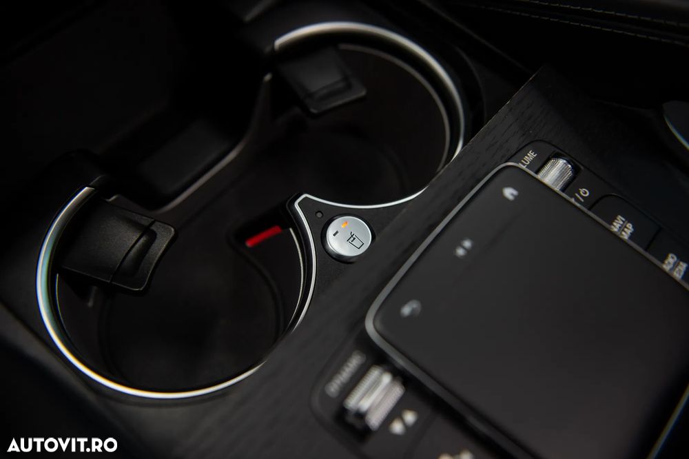 Mercedes-Benz GLS - 25