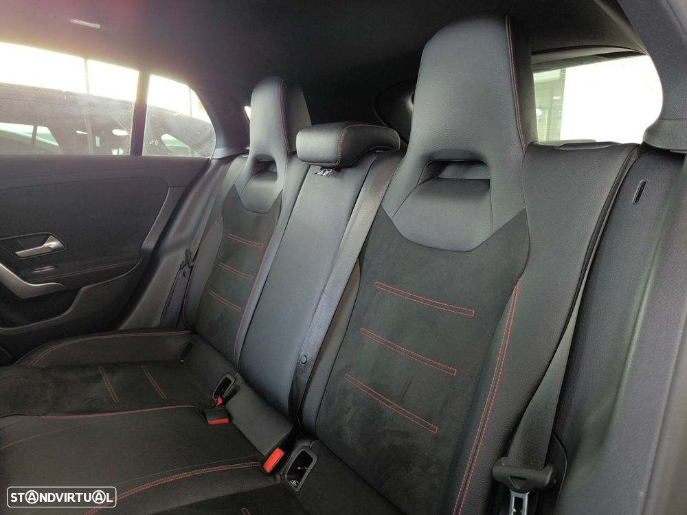 Mercedes-Benz CLA 180 d 7G-DCT AMG Line - 13