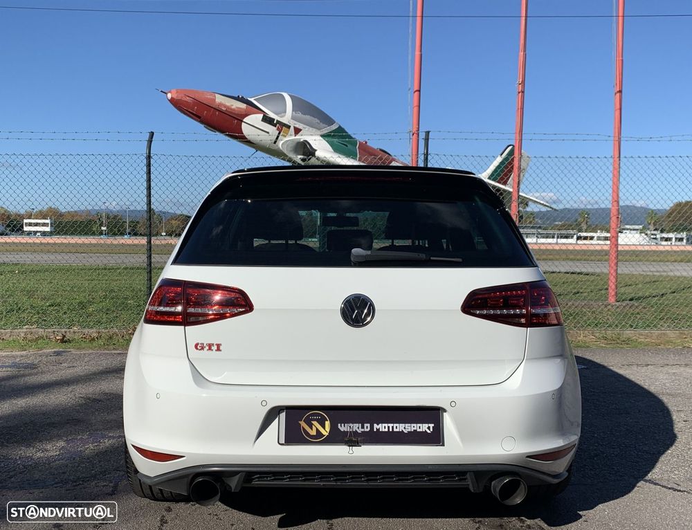 VW Golf 2.0 TSi GTi - 51