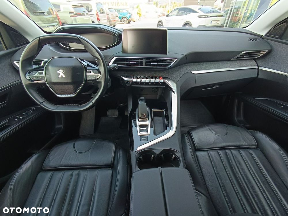 Peugeot 5008 - 12