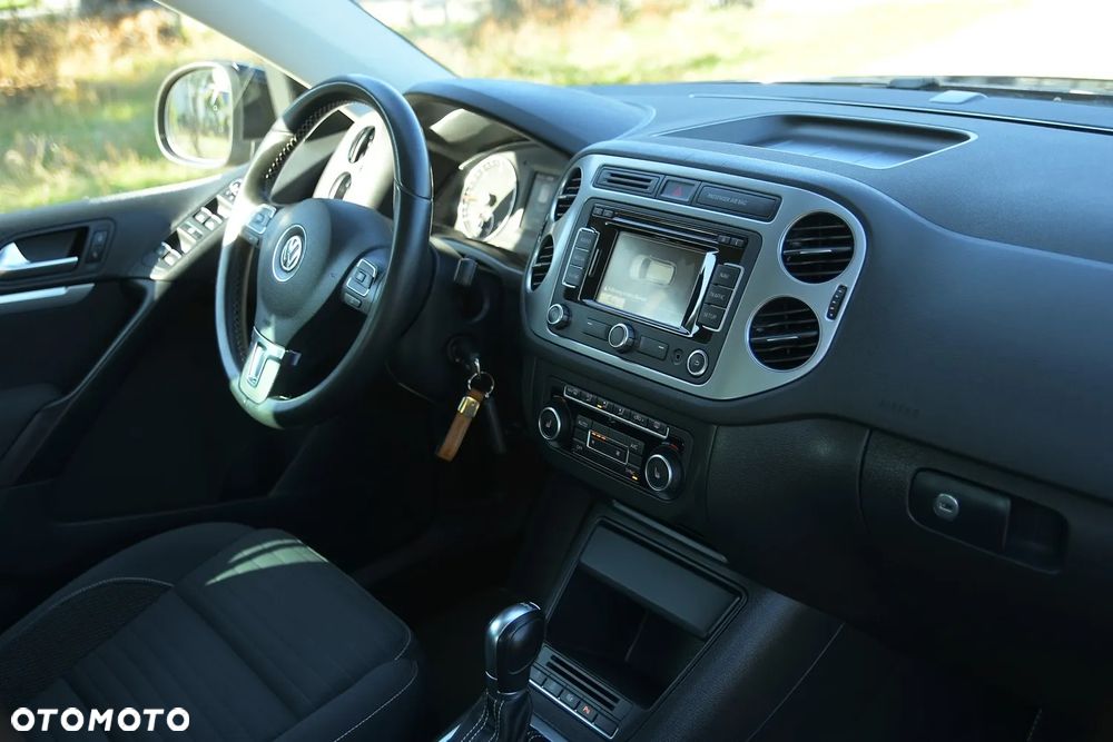 Volkswagen Tiguan 2.0 TDI 4Mot Perfectline R-Style DSG - 23