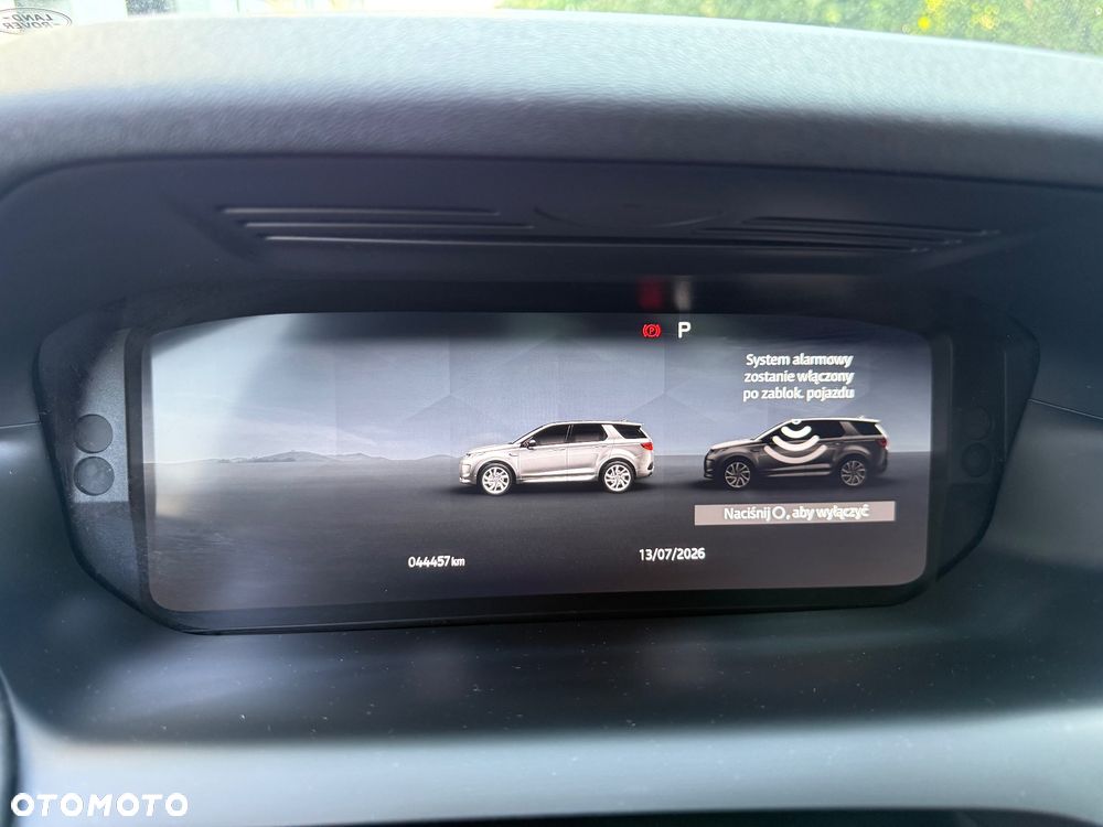 Land Rover Discovery Sport P300e R-Dynamic S - 37