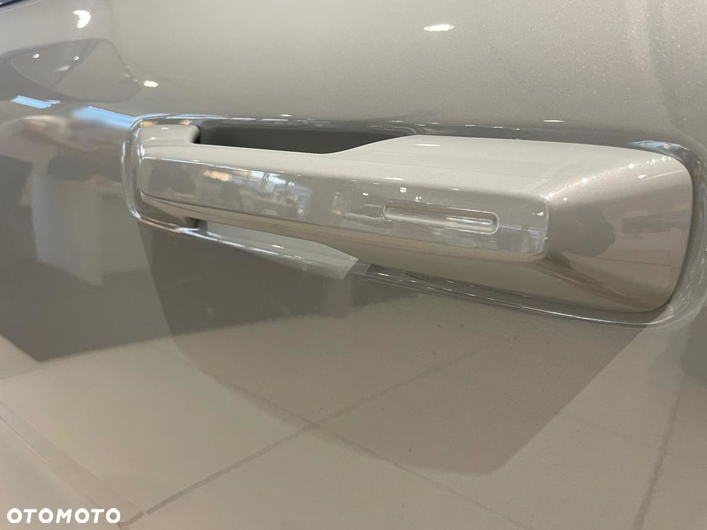 Volvo EX30 Twin Motor Performance AWD Ultra - 33