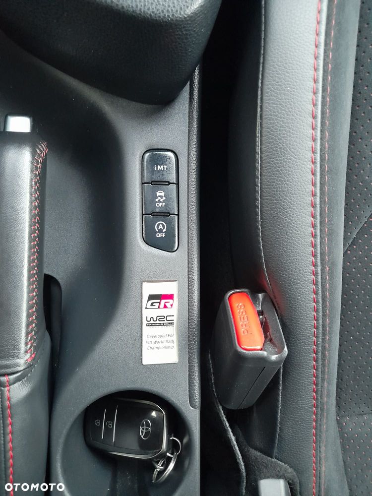 Toyota GR Yaris 1.6 Dynamic - 16