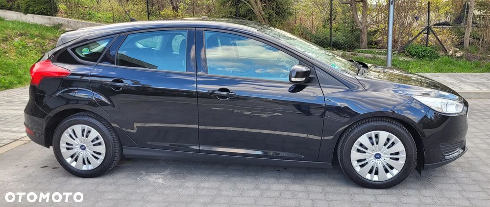 Ford Focus - 8