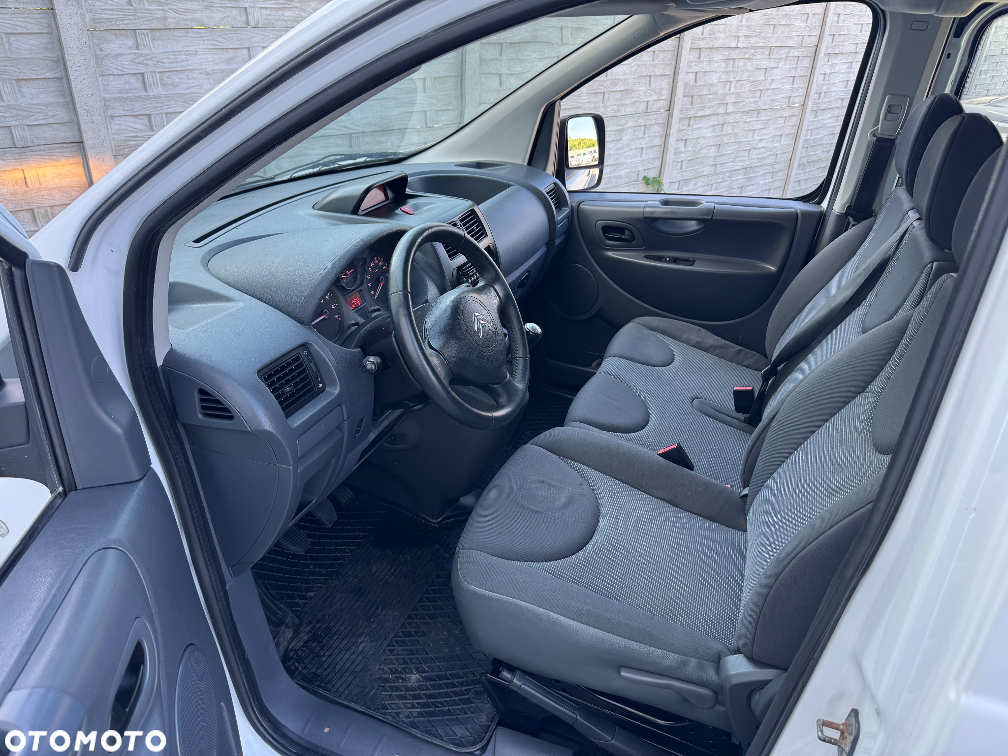 Citroën Jumpy Combi L1 (6-Si.) teilverglast - 5