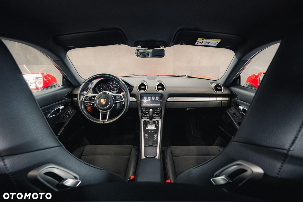 Porsche 718 Cayman GPF PDK - 11