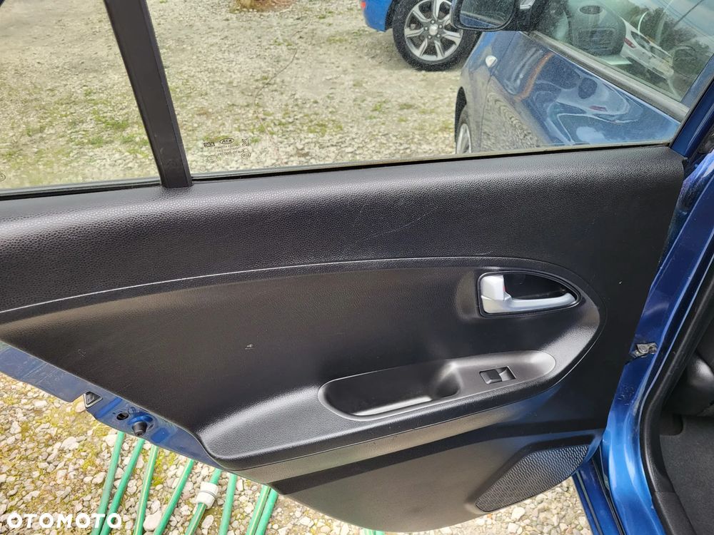 Kia Picanto 1.2 ISG UEFA EURO 2016 - 25