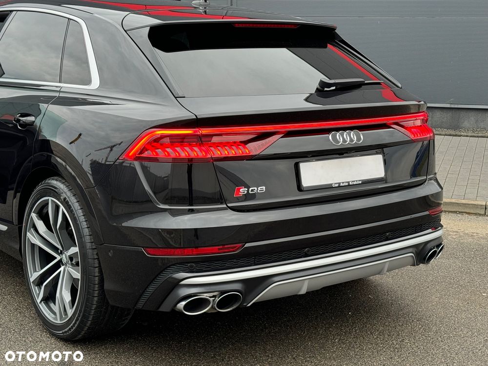 Audi SQ8 - 23