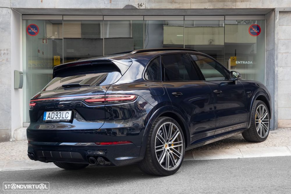 Porsche Cayenne Turbo S E-Hybrid — fotografia 56