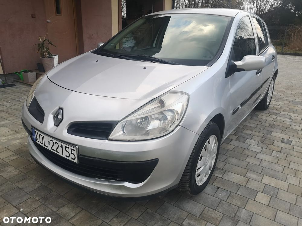 Renault Clio - 2