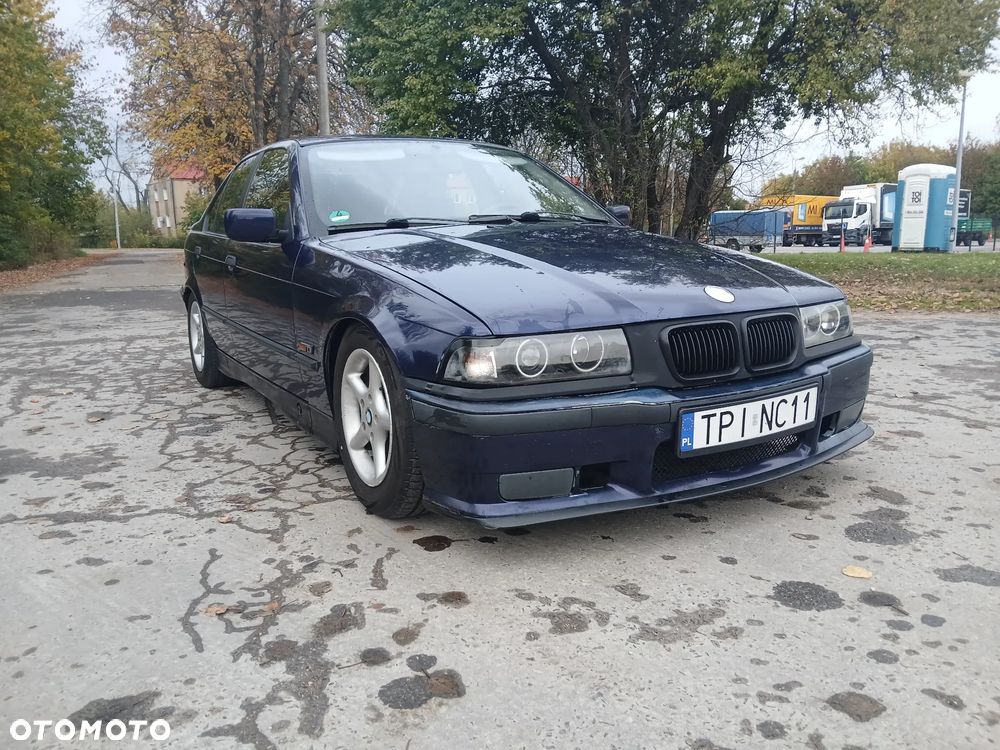 BMW Seria 3 316i - 9