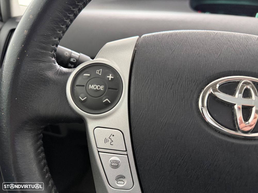 Toyota Prius 1.8 Premium +Pele+GPS+Solar - 20
