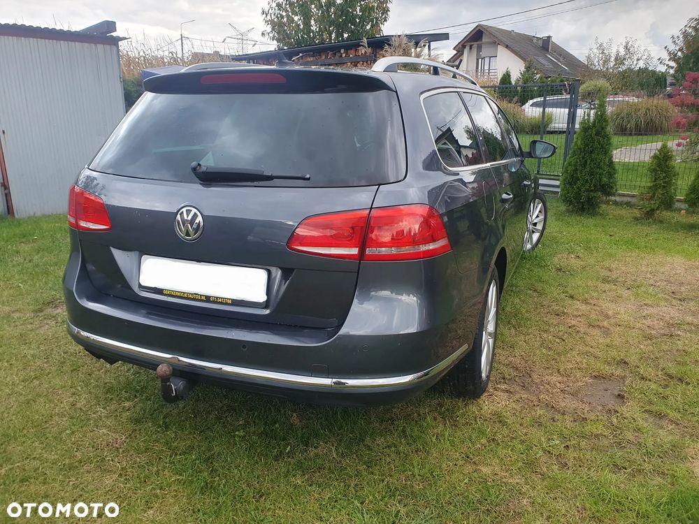 Volkswagen Passat - 27