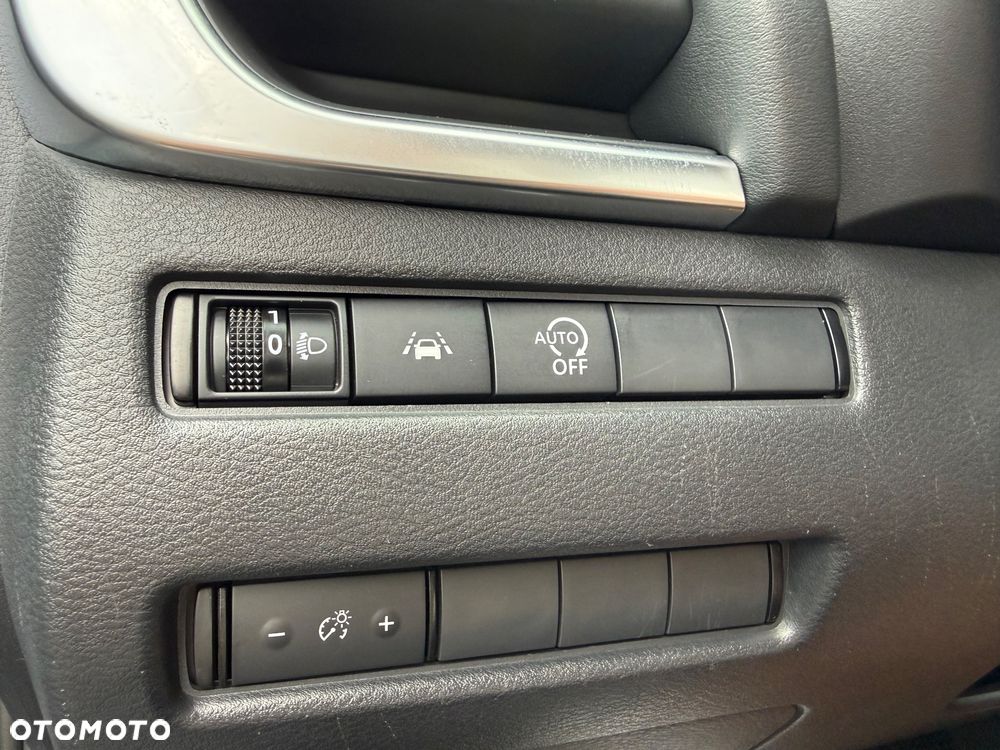 Nissan Qashqai 1.3 DIG-T MHEV Xtronic N-Way - 25