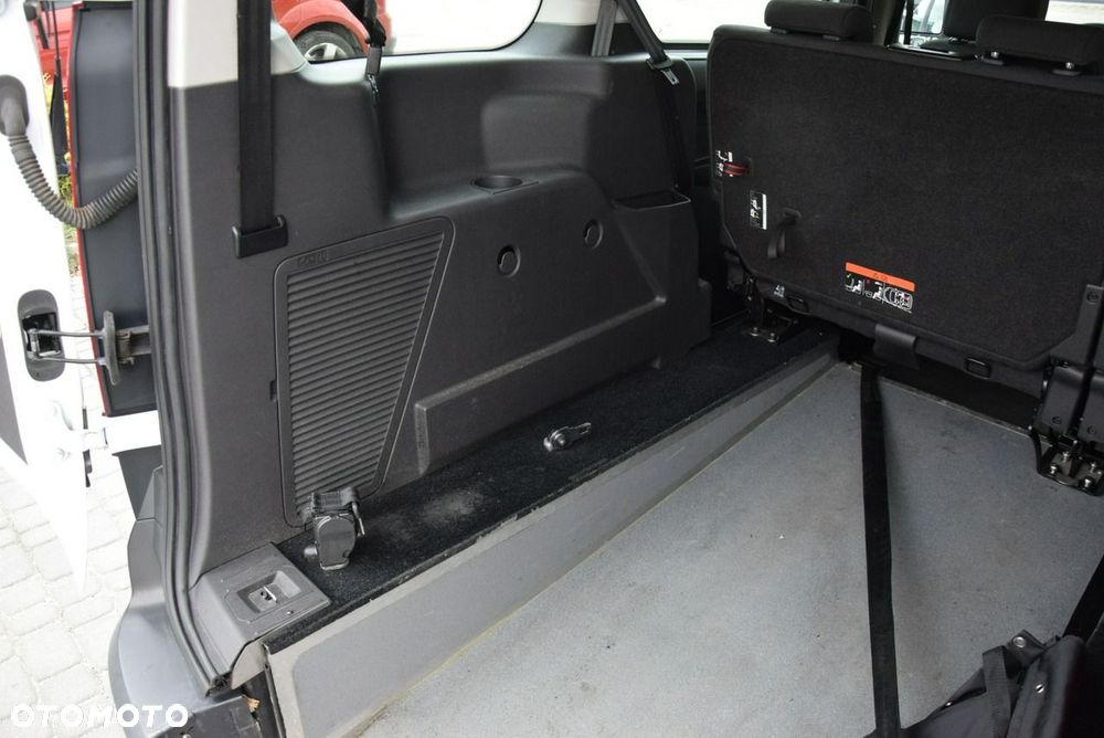 Ford Transit Connect - 19