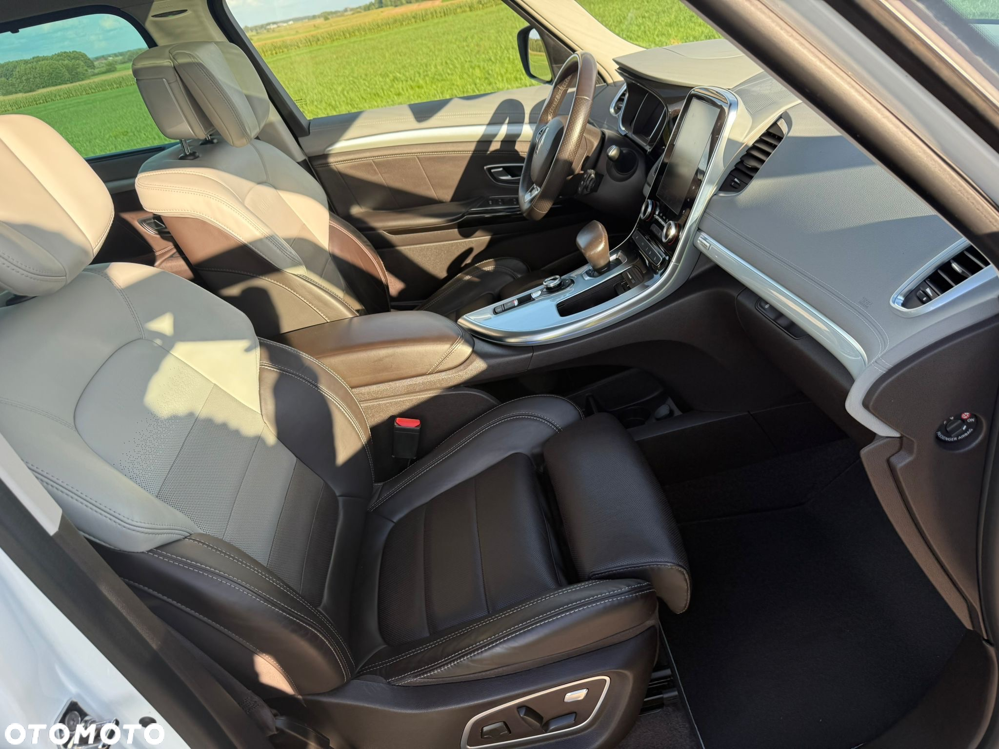 Renault Espace 1.6 dCi Energy Initiale Paris EDC - 39