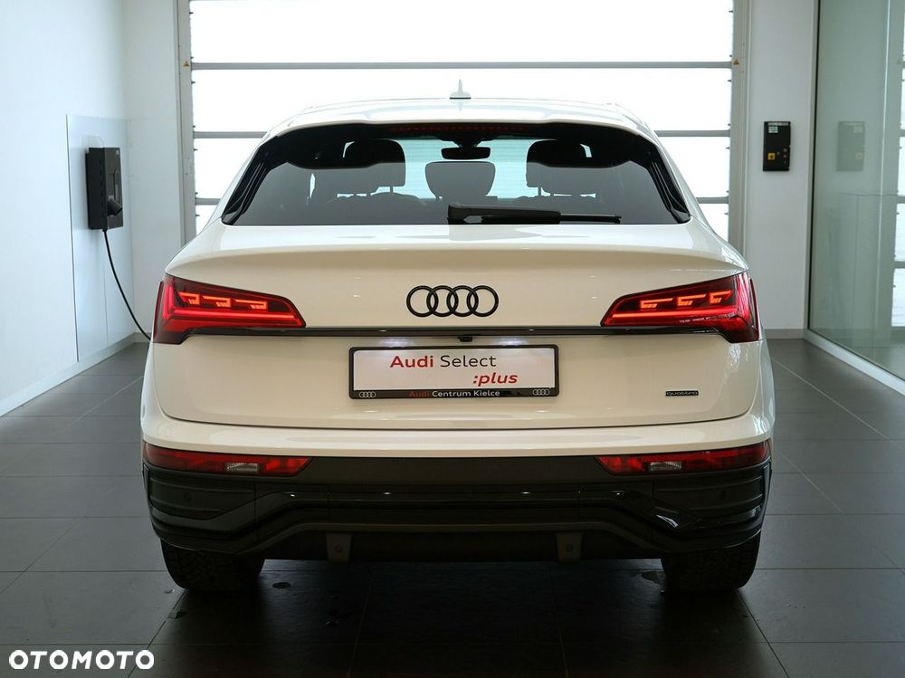Audi Q5 Sportback - 4
