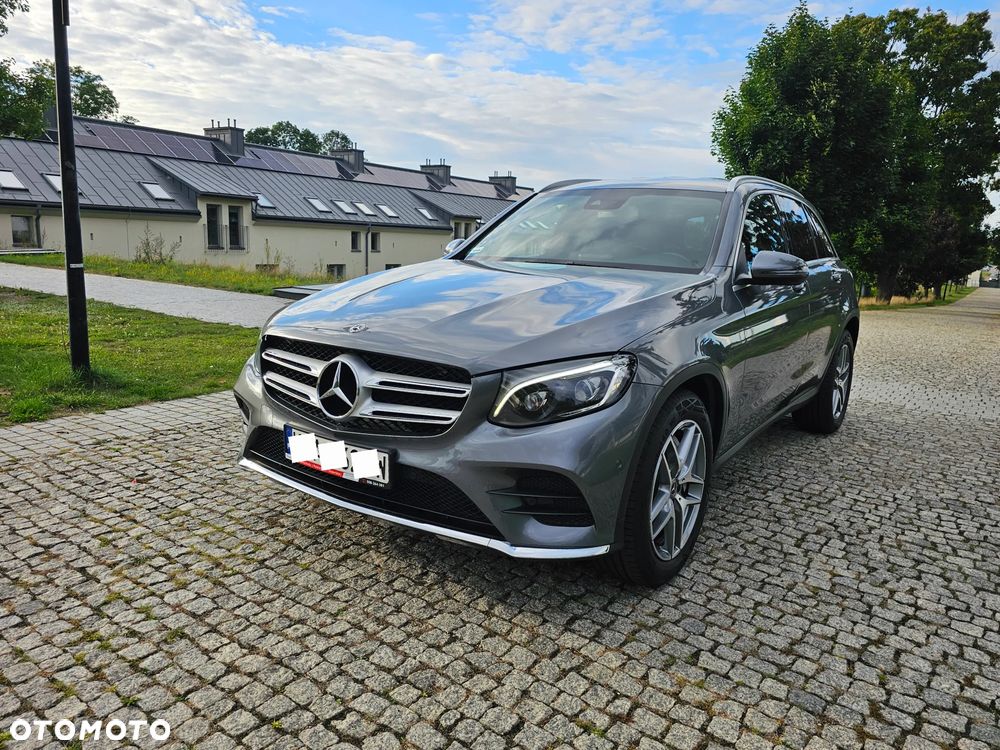 Mercedes-Benz GLC - 25