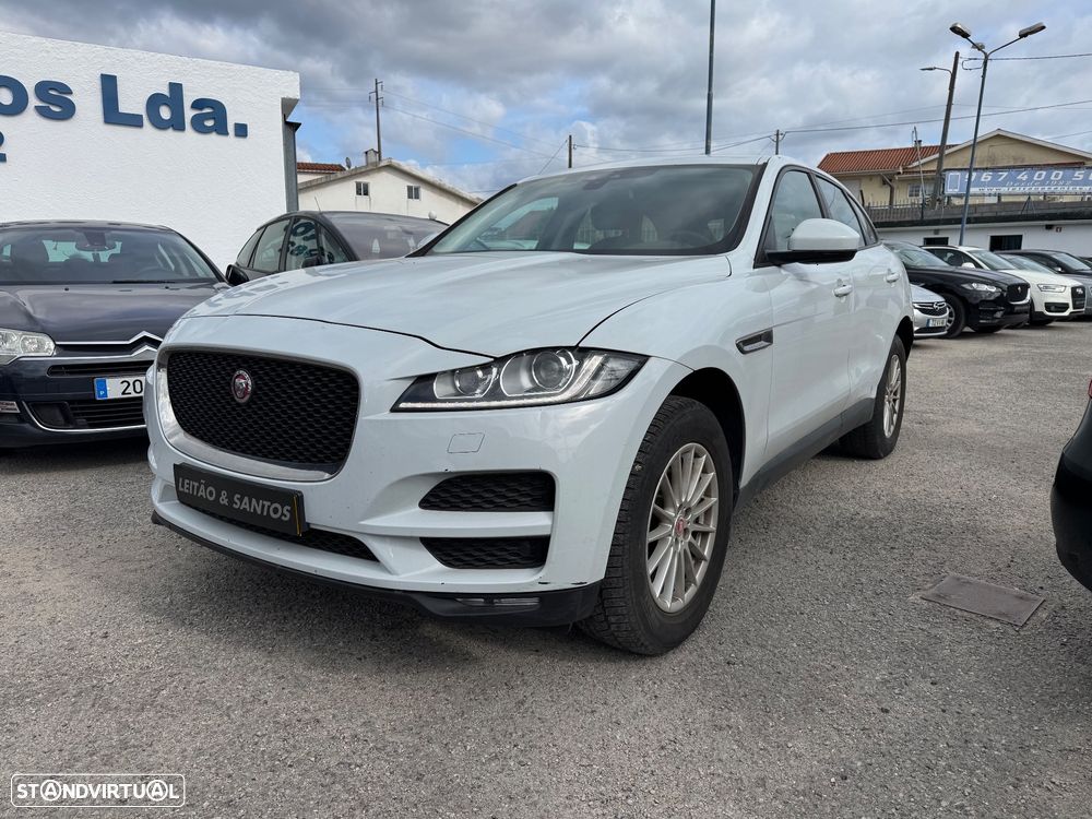 Jaguar F-Pace 2.0 i4D Pure - 1