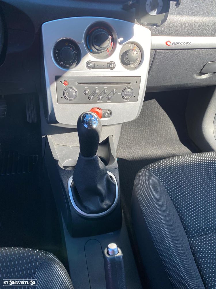 Renault Clio - 9