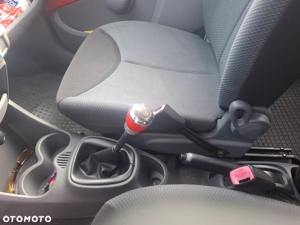 Toyota Aygo - 14