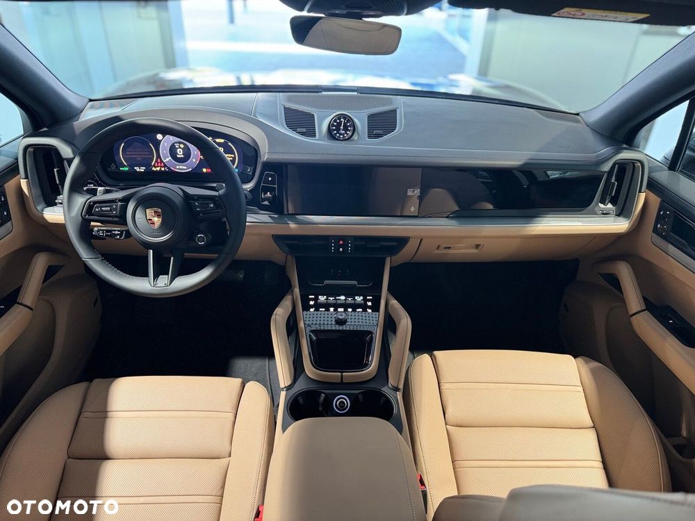 Porsche Cayenne - 17