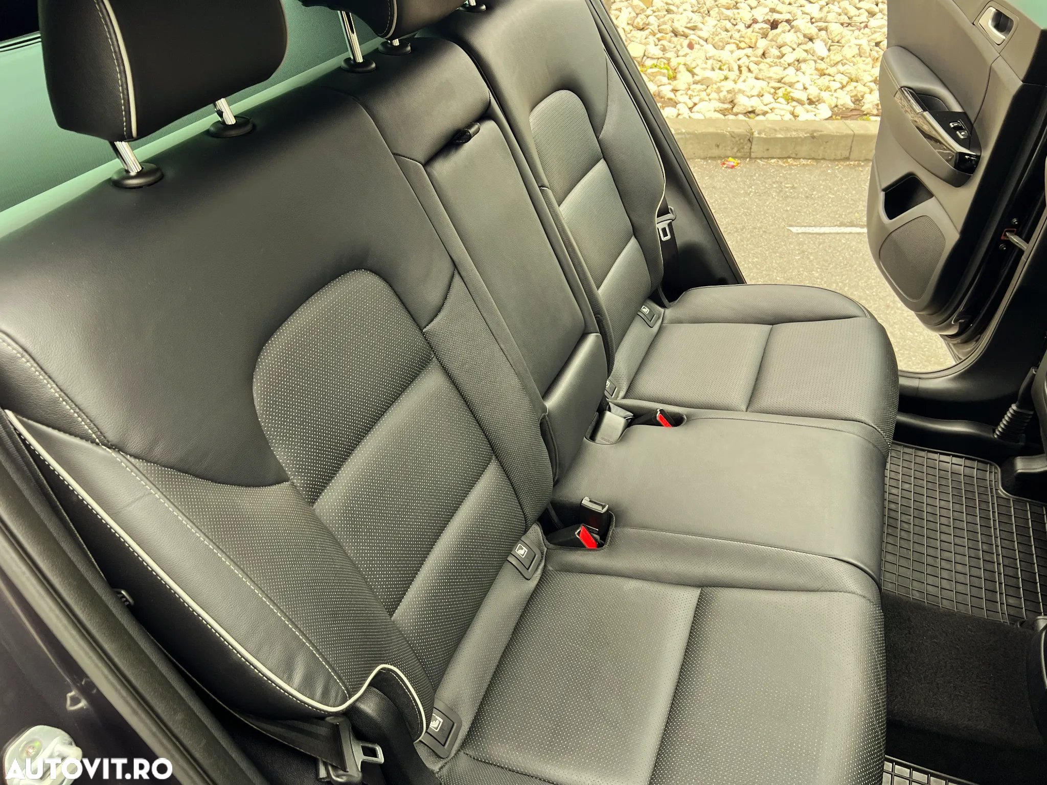 Kia Sportage 1.6 T-GDI AWD Aut. GT Line - 10