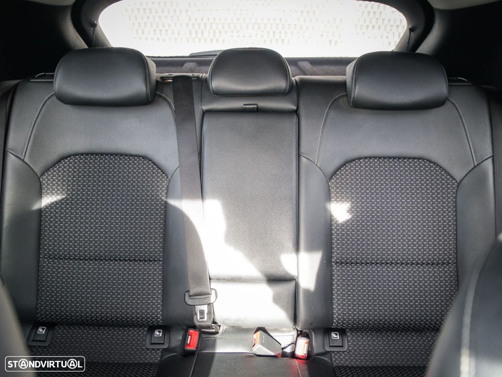 Kia XCeed 1.6 GDi PHEV First Edition - 26