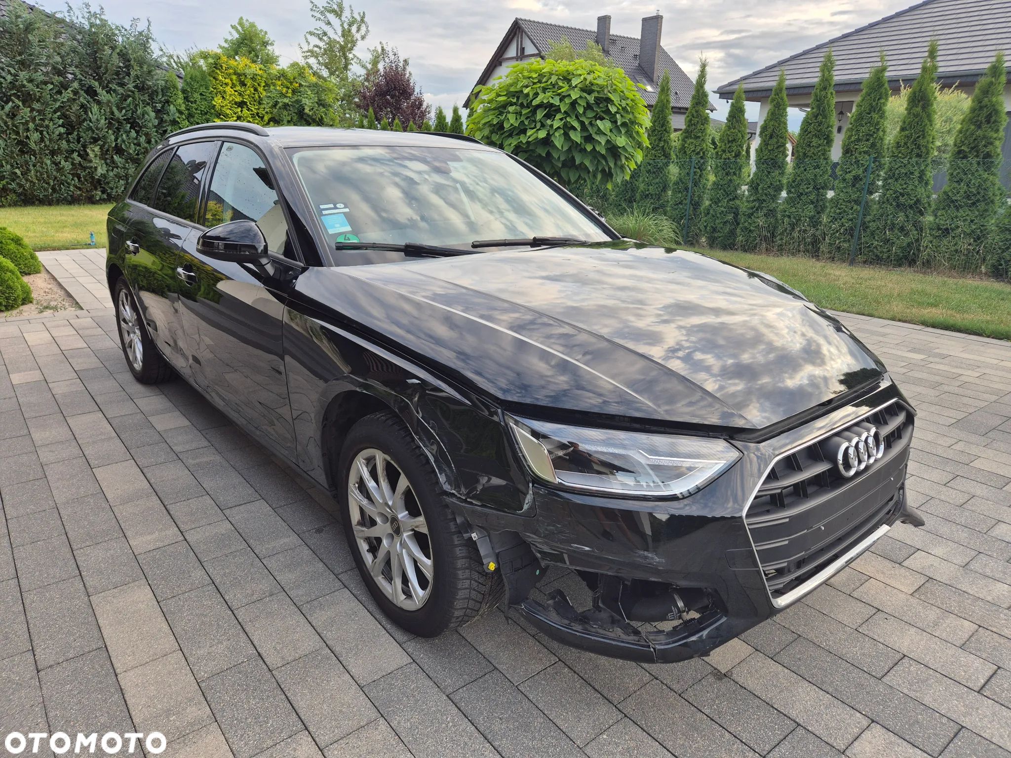 Audi A4 - 1