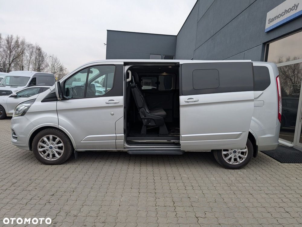 Ford Tourneo Custom - 7