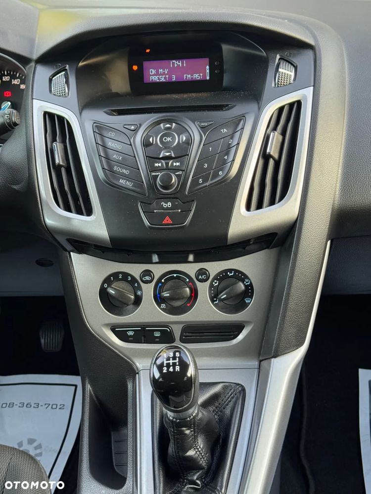 Ford Focus - 13