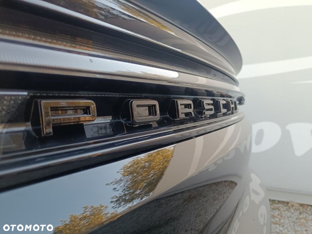 Porsche Cayenne - 38