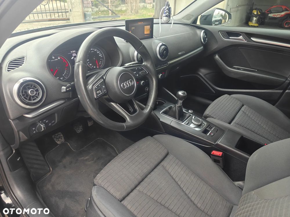 Audi A3 Limousine 35 TFSI - 19