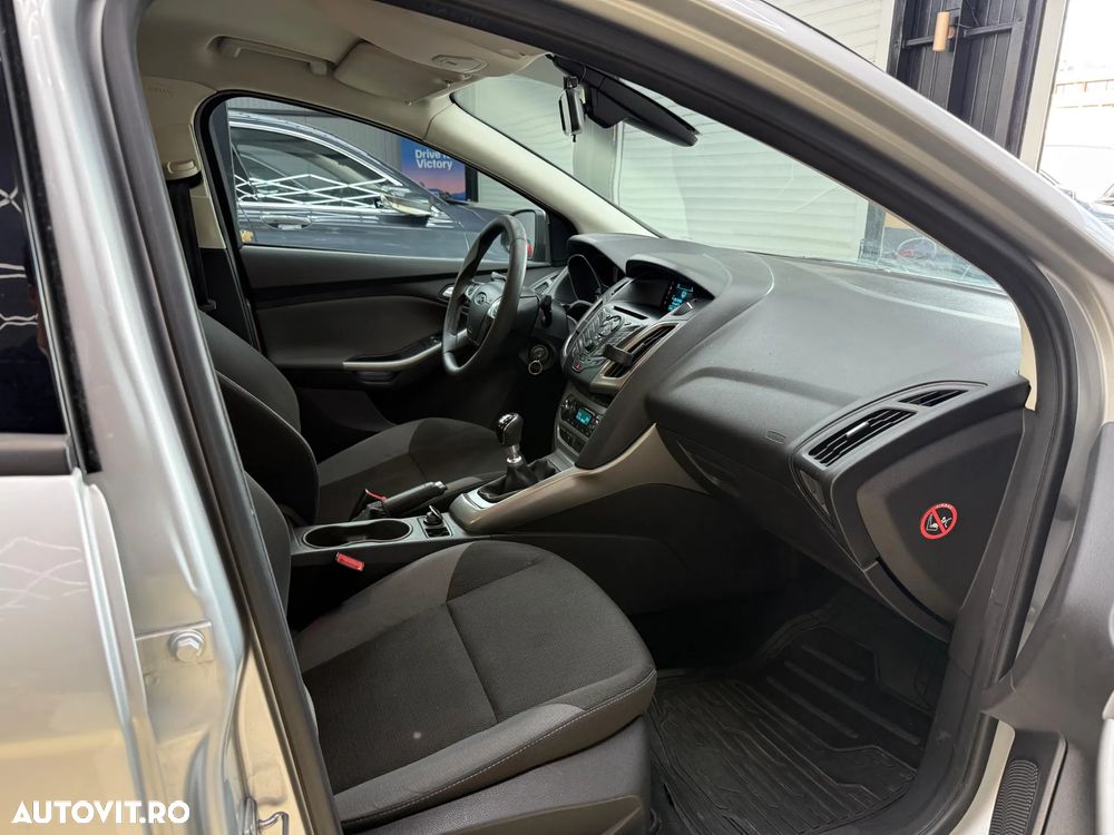 Ford Focus 1.6 TDCI DPF Trend - 26