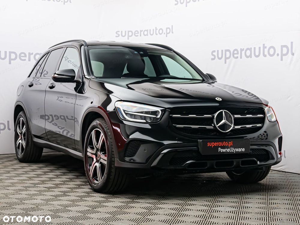 Mercedes-Benz GLC - 4