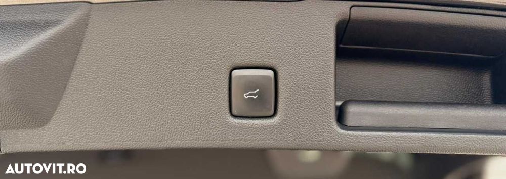 Ford Kuga 2.5 Duratec PHEV Vignale - 14