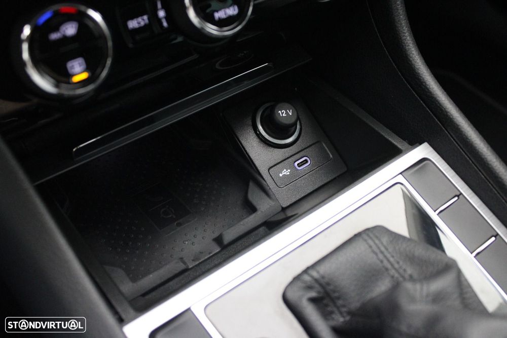 Skoda Superb Break 2.0 TDI Ambition DSG - 28