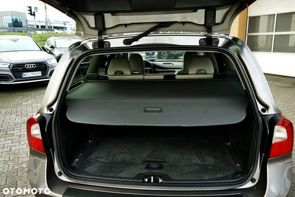 Volvo V70 2.0D Momentum - 28