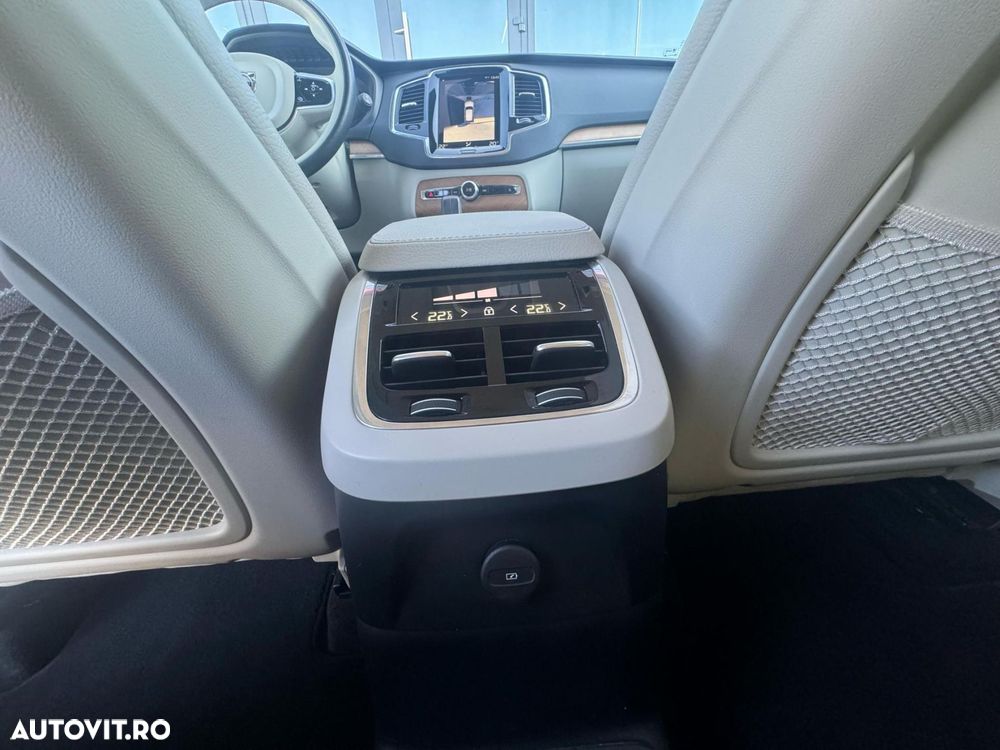 Volvo XC 90 T8 AWD Twin Engine Geartronic Inscription - 22