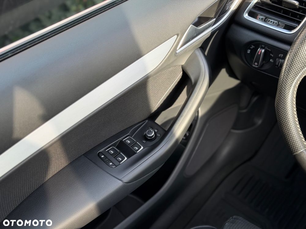 Audi Q3 - 18