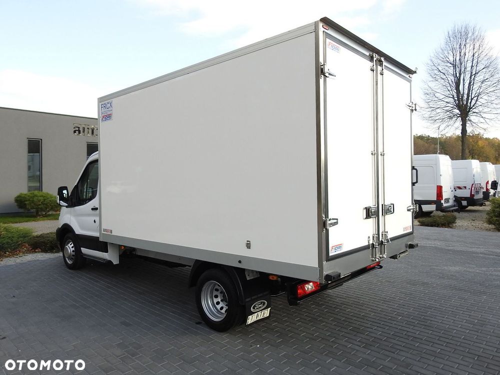 Ford TRANSIT CHŁODNIA KONTENER -10*C ZASILANIE 230V TEMPOMAT KLIMATYZACJA LEDY PNEUMATYKA BLIŹNIACZE KOŁA  130KM - 11