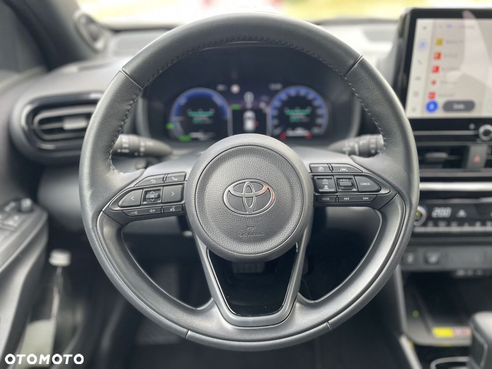 Toyota Yaris Cross - 15